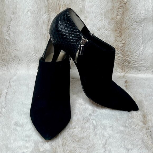 MICHAEL KORS “Clara” Black Suede & Snakeskin Ankle Bootie – Size 9M - Picture 1 of 10